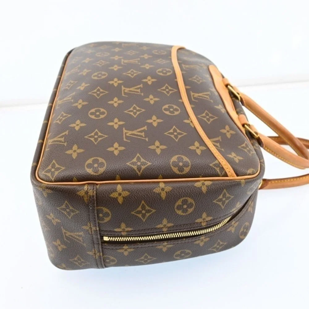 Louis Vuitton Deauville Monogram Travel Bag Cosmetic Weekender Handbag, with COA
